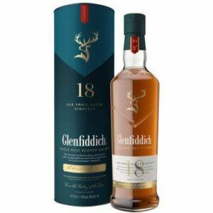 Glenfiddich 18y 40% 0,7 l (tuba)