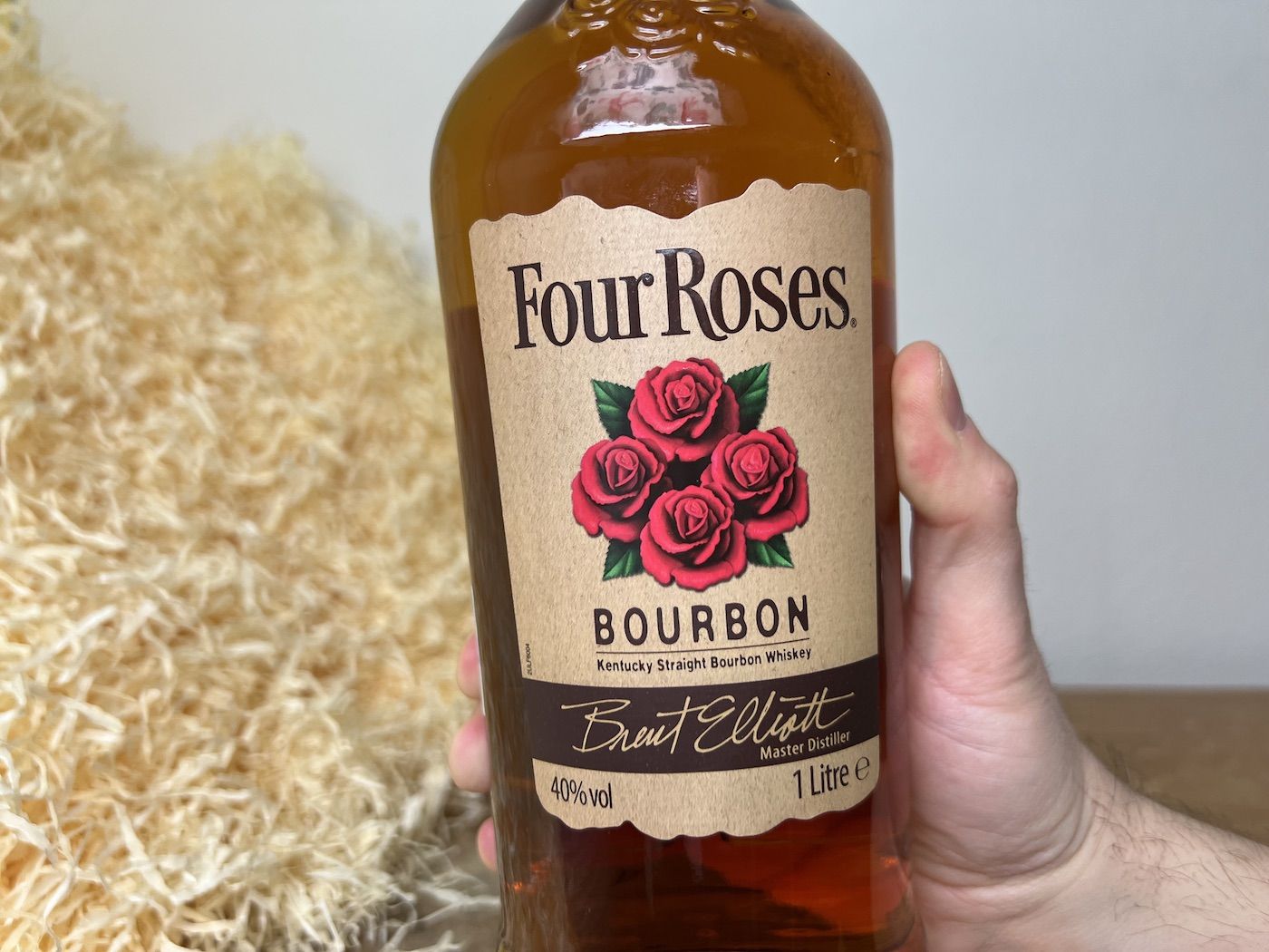 Four Roses Bourbon - detail na přední etiketu