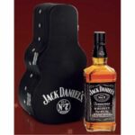 Jack Daniel's 40% 0,7 l (dárkové balení kytara)