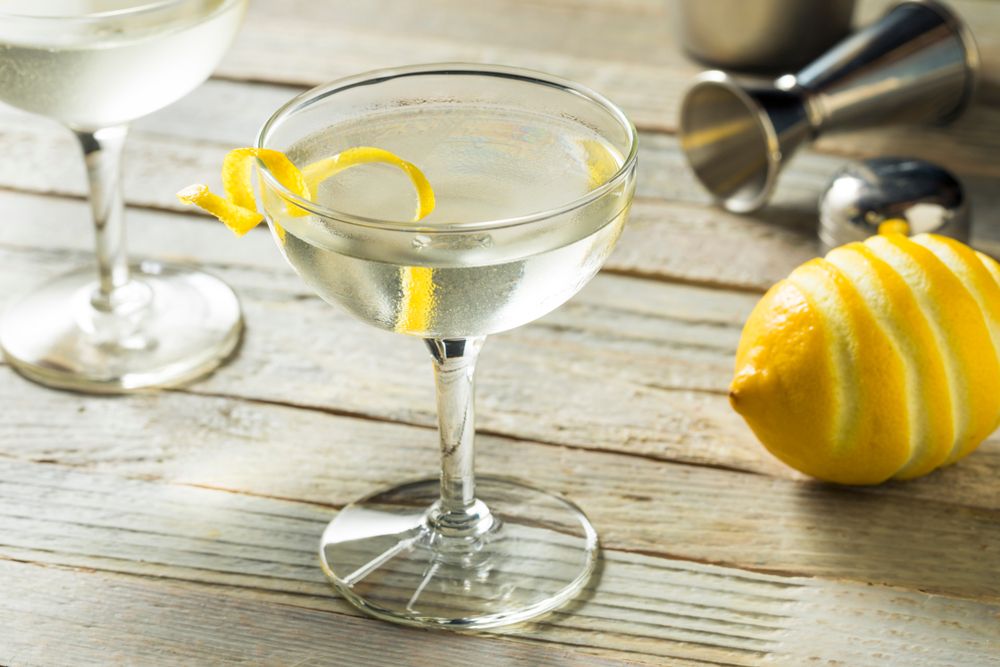 Recept na suché Dry Martini ingredience a postup (3 minuty)