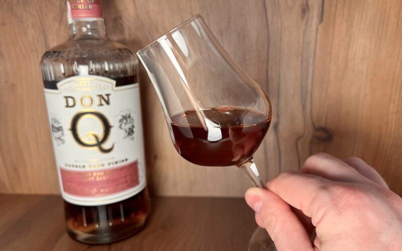 Don Q Double Wood Port Finish rum v sklenici