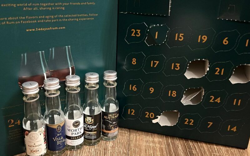 rumový adventní kalendář - lahvička rumu