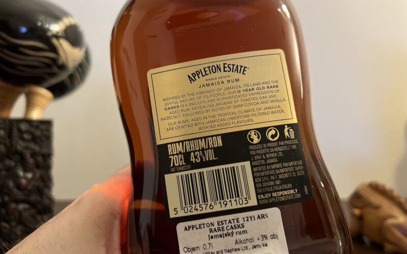 detail zadní etikety rumu Appleton Estate Rare Casks 12 letý