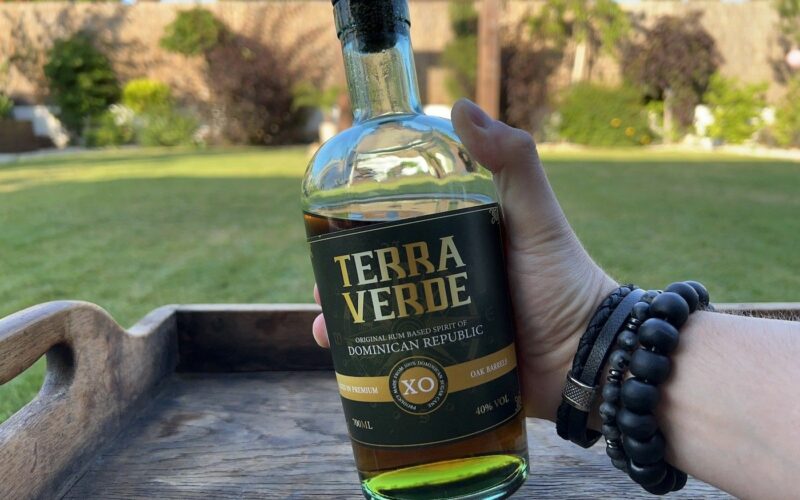 Terra Verde XO detail láhve