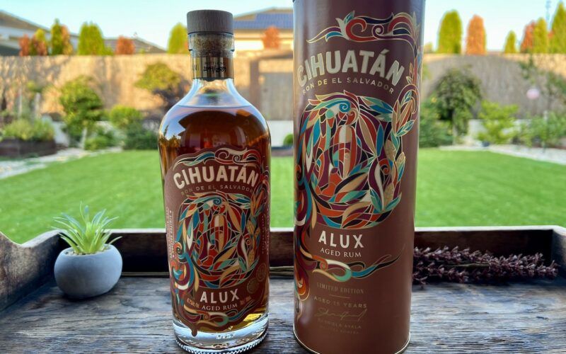 Cihuatán Alux 15 letý + tuba