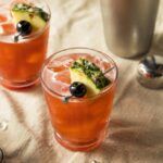 Jungle Bird – recept na exotický drink, kde nechybí rum, campari a samozřejmě ananas